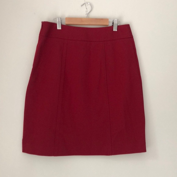 Ann Taylor Red Button Skirt Size 4 - Picture 4 of 8